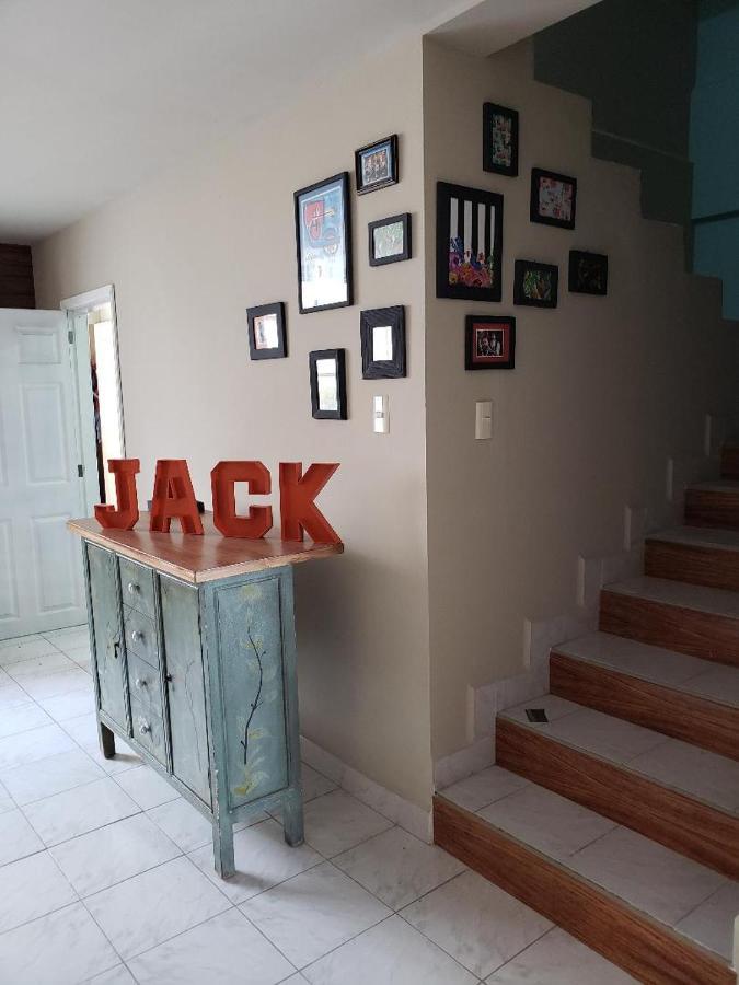 Jack Hostales León de los Aldamas Extérieur photo